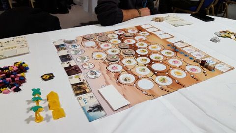 Le titre, l'univers du jeu et le matériel sont actuellement en pleine mutation...