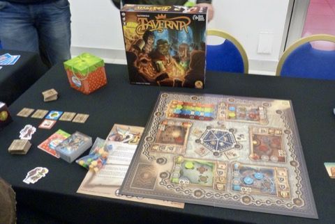 Taverne édité de Karl Marcelle chez Geek Attitude Games