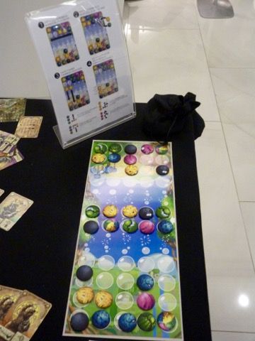 Bubble Pop (ex Ball Breaker) nom et matériel non définitif de Grégory Olliver édité chez Bankiiz trophée FLIP et vainqueur de la convention Octogônes