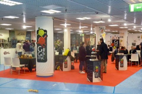 Sur le stand Gigamic ça discute encore...