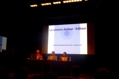 J'assiste à la conférence très intéressante sur la relation auteur éditeur dans le cadre du Proto Lab.