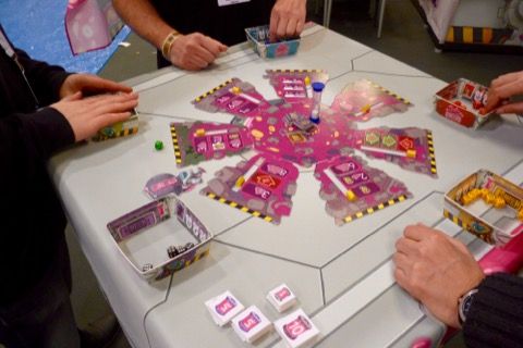 Une vue du matériel de Jelly Squad : c'est coloré !