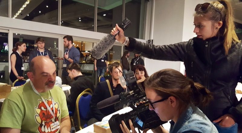 Quand tu entends crier Bruno en plein off, que tu te retournes et que tu vois un autre Bruno qui te fait des gestes pour le rejoindre tu n'hésites pas ! Avec en plus une équipe d'M6 qui tourne une séq