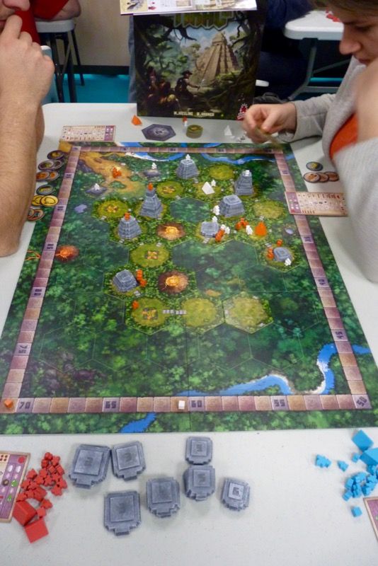 La réédition de Tikal le Kramer/Kiesling chez SuperMeeple.