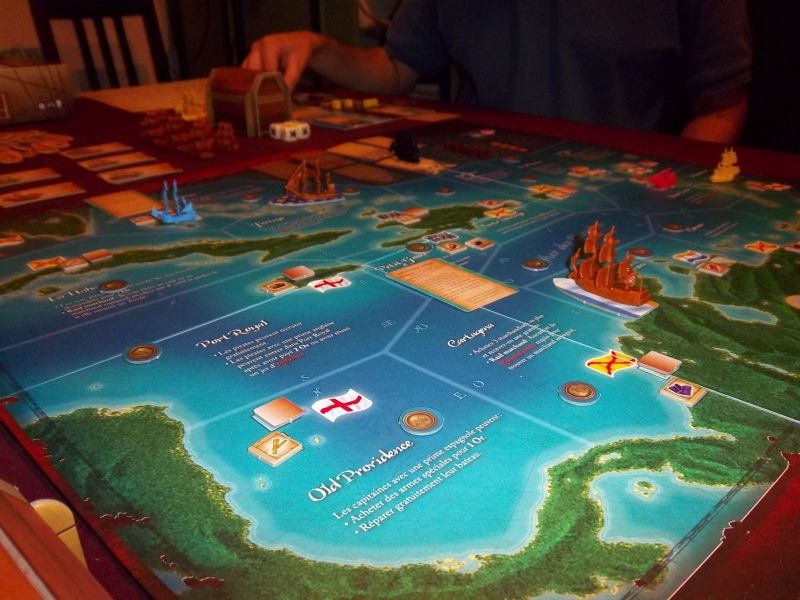 Le petit sloop rouge au fond sur la droite...c'est le mien.