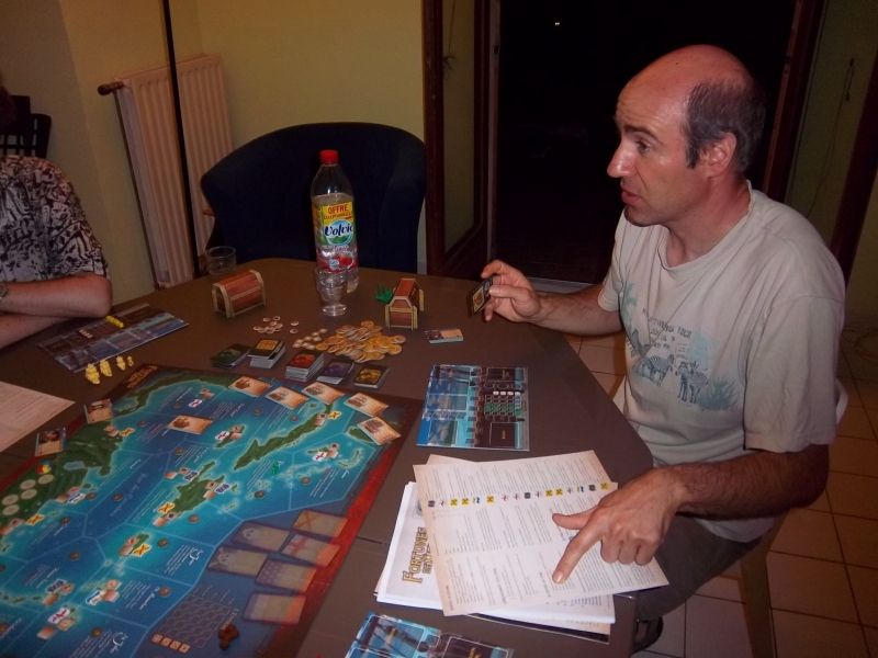 "L'acquisition ou la vente de marchandises, c'est par l'action Port, comme indiqué dans l'aide de jeu"...merci pour ses nouvelles explications de règles monsieur Tyrion.