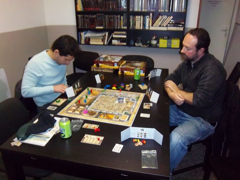 Captain Cavern et monsieur Franz, deux artistes au service de Monseigneur l'Evêque.