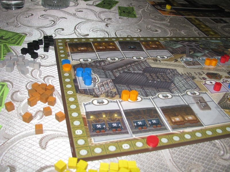 Au final, les scores sont ultra serrés entre mon père et moi