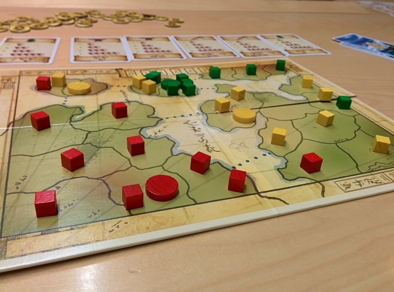 Huit minutes pour un empire