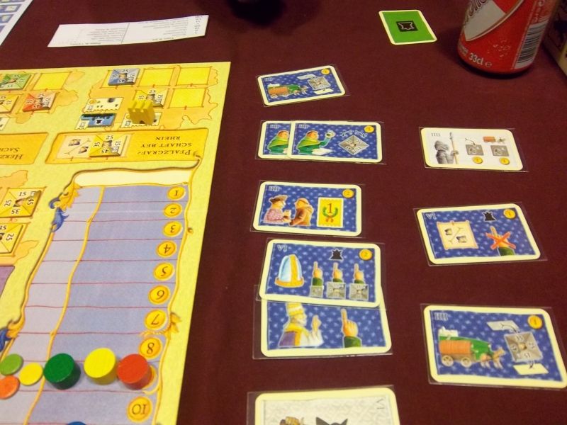 Quelques cartes du jeu...et le secret du vainqueur : Boire une bière pendant la partie. 