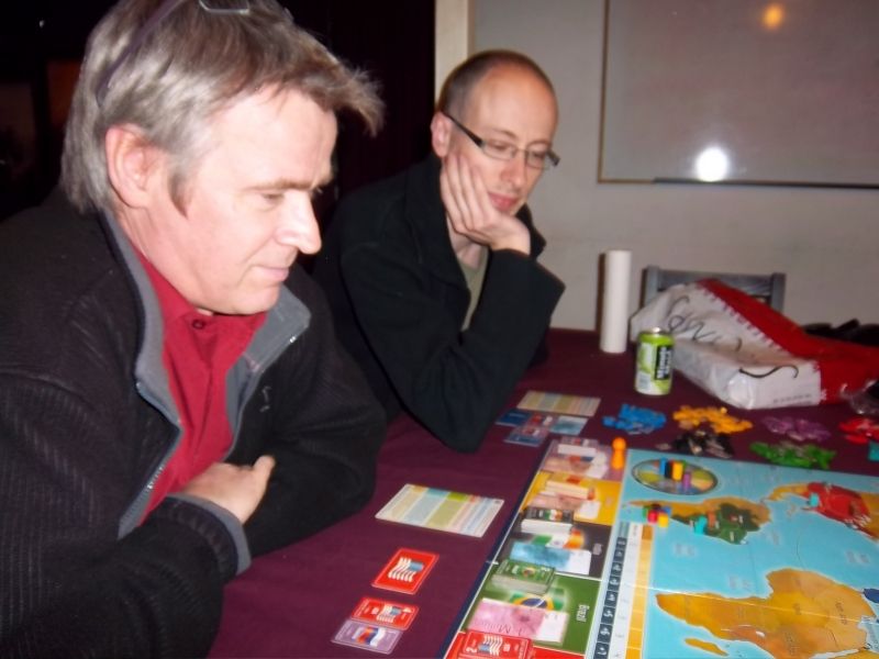 Thierry et Bart, les deux débutants à Imperial 2030, concentrés...