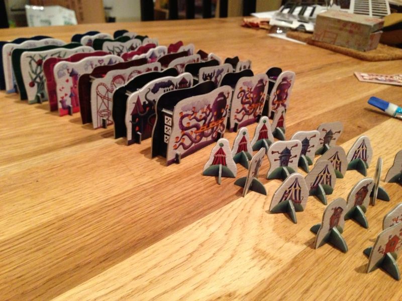 stands et attractions illustrés par Mamzelle Cardouat, les stars du jeu