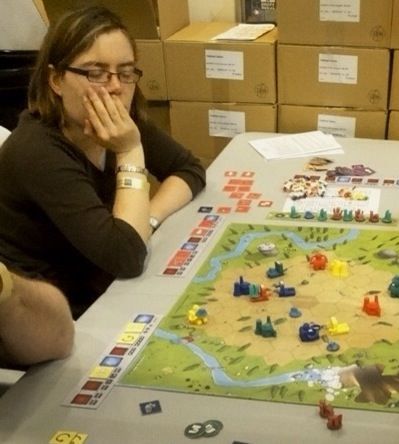 Elle dort ou elle cherche l'inspiration ?