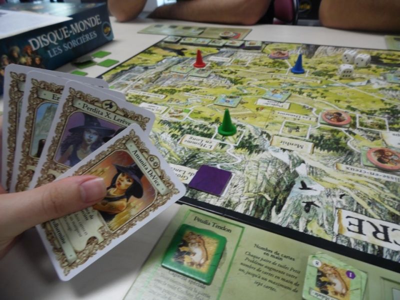 Les sorcières du Disque-Monde : une partie en cours.