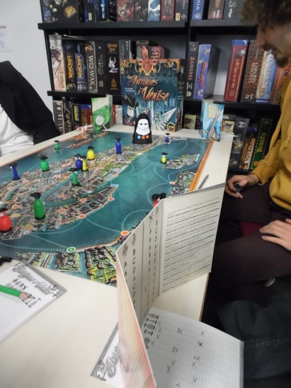 Petite indiscrétion...