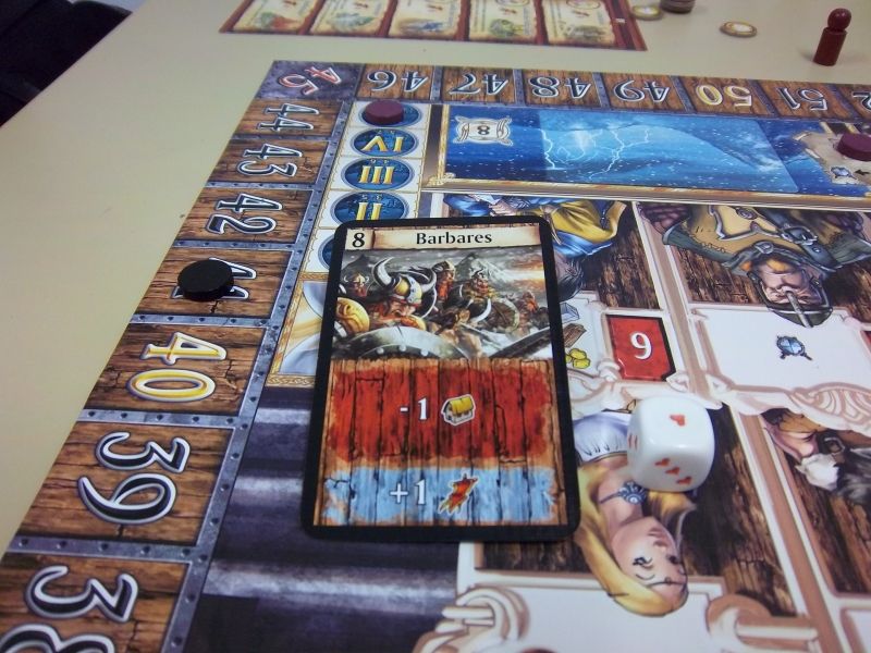 Et voilà ! Non mais comment pourrait-on repousser des barbares féroces avec un dé pareil ? Mademoiselle Moonh, la prochaine fois, faudra utiliser un dé avec des haches ou des têtes de mort hein...