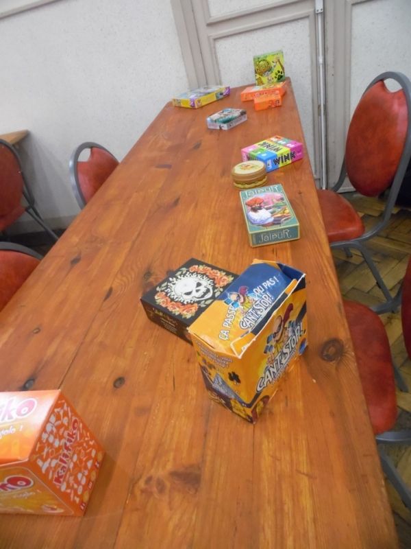 Quelques-uns des nombreux jeux d'ambiance proposés sur place...