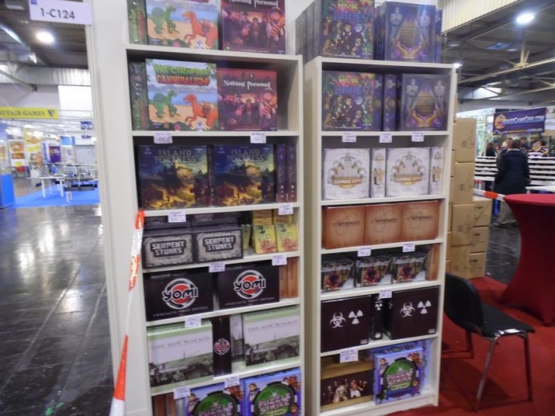 On pouvait voir sur certains stands de quoi nous empêcher de mettre les pieds sur la scène de crime...