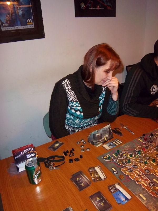 Dame Béatrice Greyjoy...sa devise aurait pu être "Ne pas se laisser faire et frapper !".