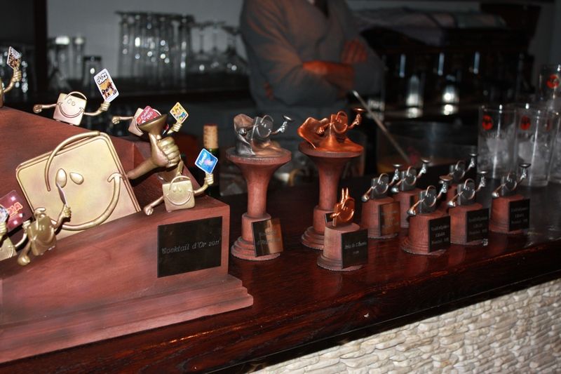 Les trophées créés spécialement pour l'occasion par un jeune sculpteur