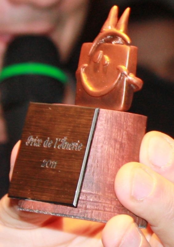 Ah le prix de l'ânerie... zoomé !