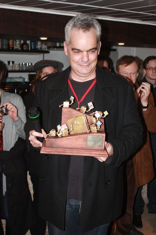 Attention, Matthieu cherche une cible pour distribuer le Cocktail d'Or, planquez vous !