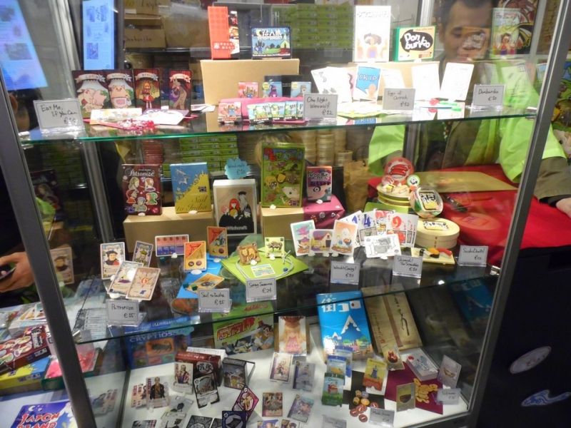 La vitrine de Japon Brand : il y avait du choix ! Je m'y suis offert un petit Sushi Draft...