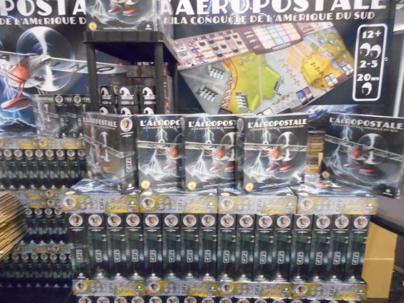 L'aéropostale, chez Asyncron. Règles touffues, mais jeu qui respecte son thème.