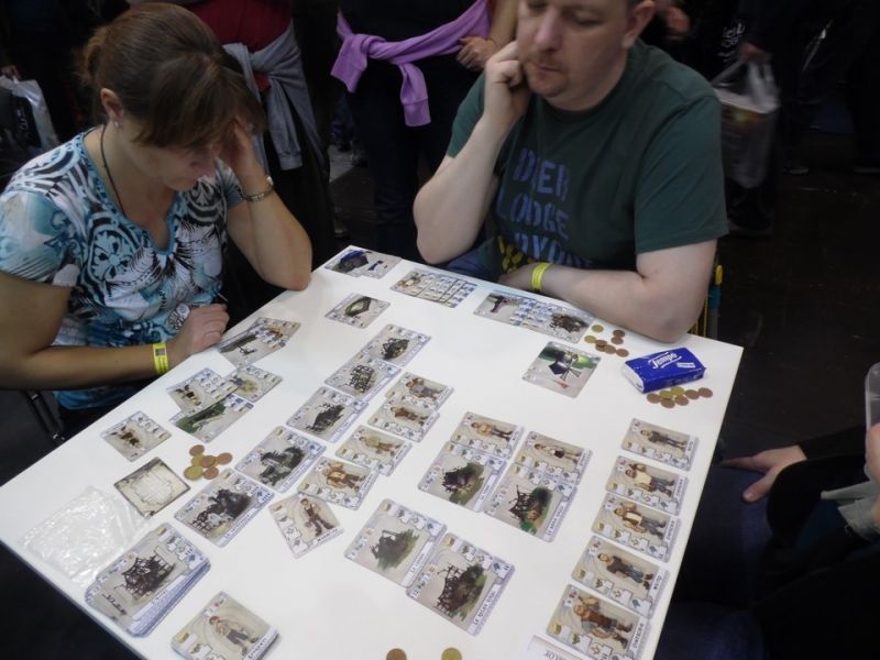 Les bâtisseurs, chez Bombyx