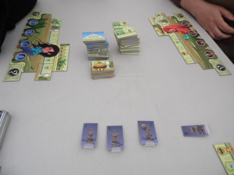 Sultanya : seuls les pions persos définitifs manquaient au proto