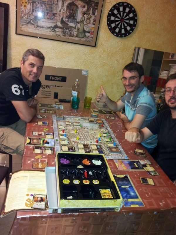 La Essen 2013 Team + un Cyril qui squattait ^^