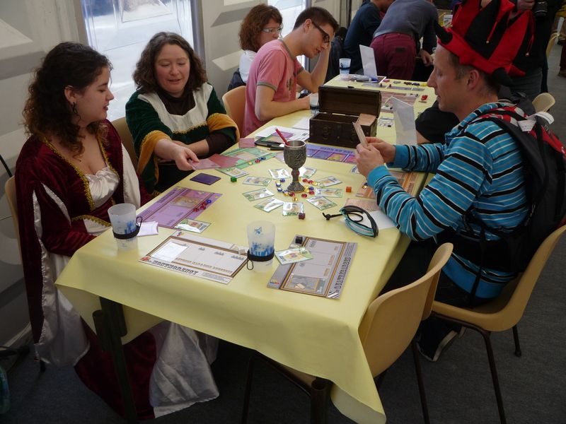 Du côté stratégie, on sait aussi se déguiser!