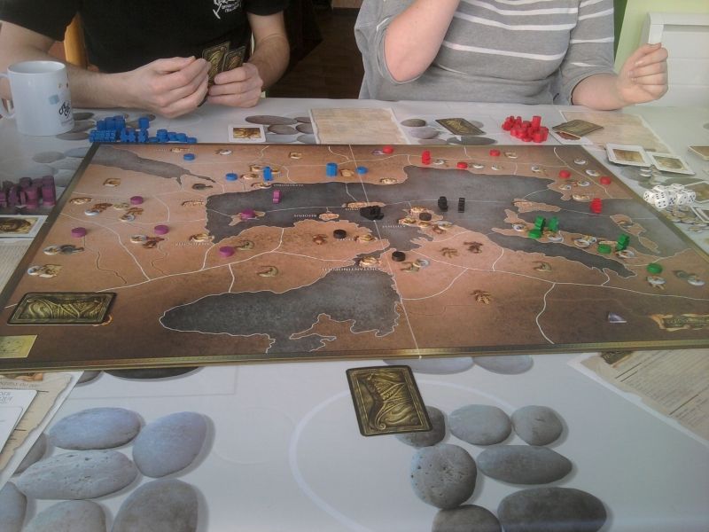 Une seule carte au commerce, peut-être une période de trouble qui s'annonce ?