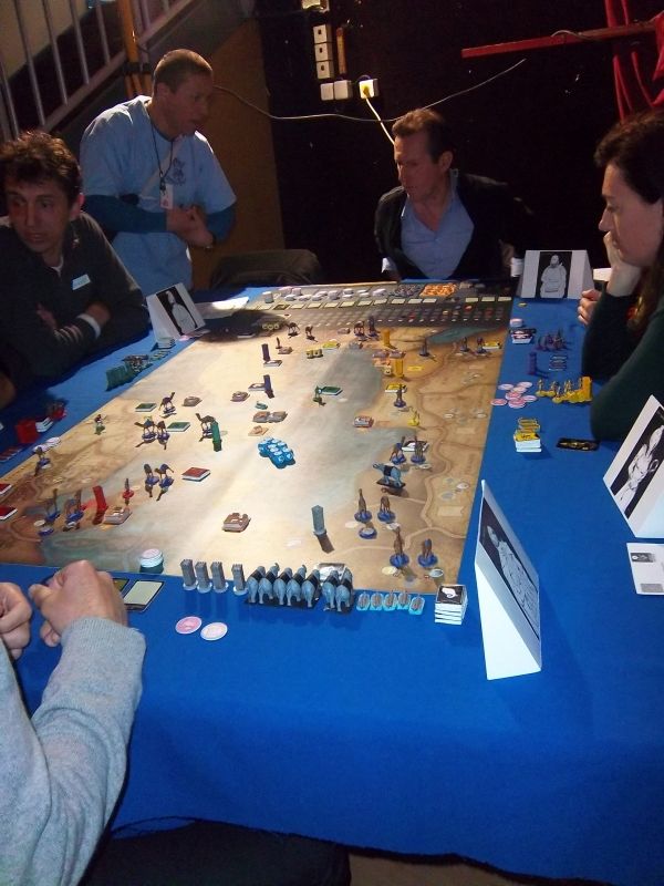 Monsieur Serge Laget aux commandes pour une des nombreuses parties de Mare Nostrum disputées durant le Week-end.