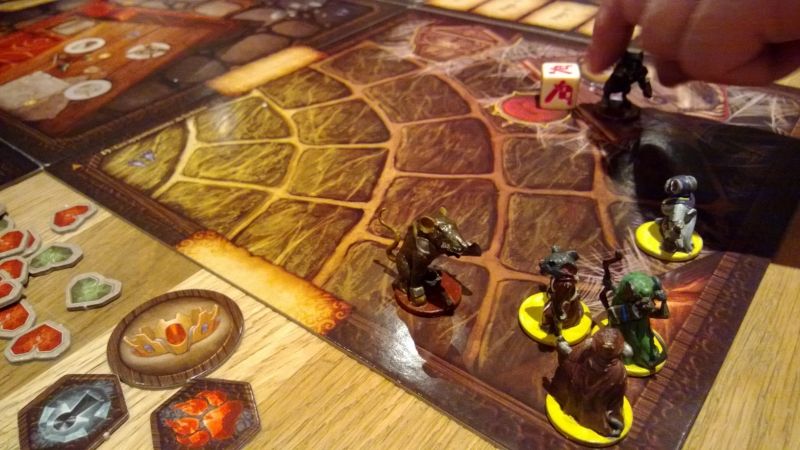 les appartements de la reine sont bourrés d'araignées beurkk..