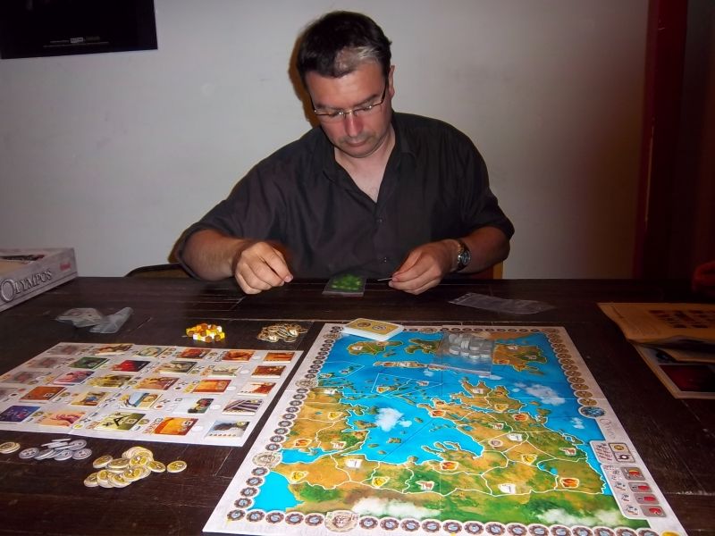 Cormyr qui se prépare à expliquer les règles à Fabrice...