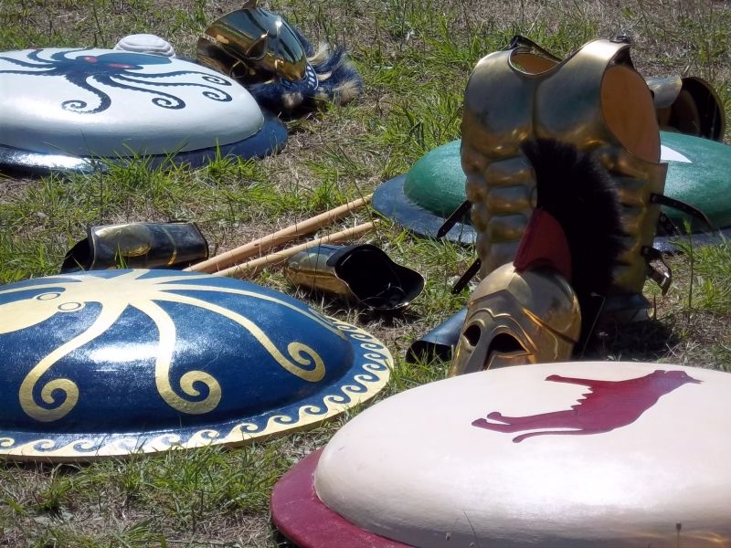 Et en avant pour une partie d'Olympos..."Chérie, tu peux me préparer mes affaires de voyage ?"