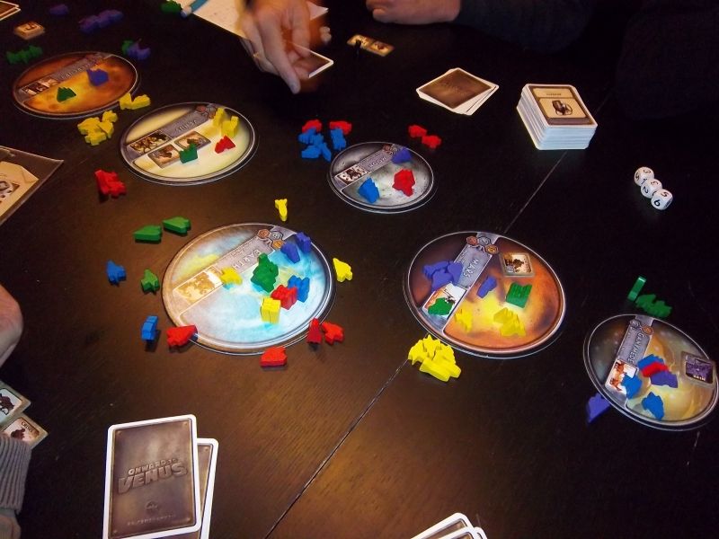 Un aperçu de la situation finale (on ne voit pas Titan et la ceinture de Kuiper).