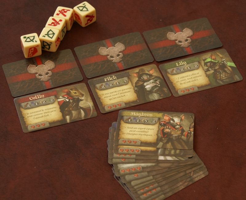 Cartes initiative et les dés 