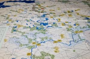 1914: Twilight in the East