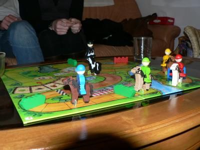 le 1er a une certaine longueur d'avance sur les autres a la fin!!!!!!