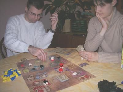 Les premiers coups de notre invité montrent qu'il a clairement saisi les principes du jeu...