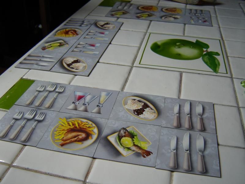 La répartition des cartes au début de la partie 