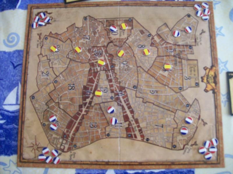 Plateau de jeu au tour 2. J'ai la chance d'avoir l'une des rares versions avec ces beaux jetons ? la place de cubes en bois (seule version  maintenant trouvable)