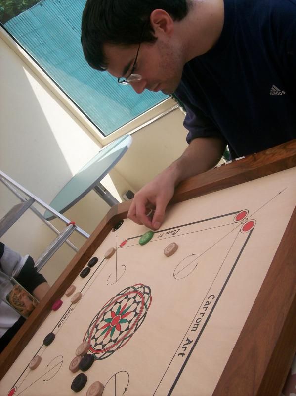 Mais oui, il va le rentrer son pion noir le bougre...