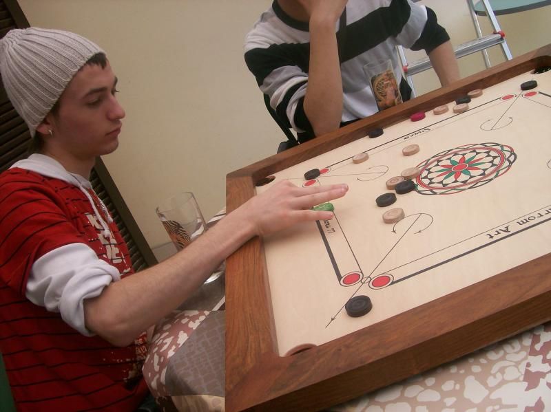 Fort heureusement, je n'ai pris aucune photo avec les pions sortis, montrant la suprématie adverse...