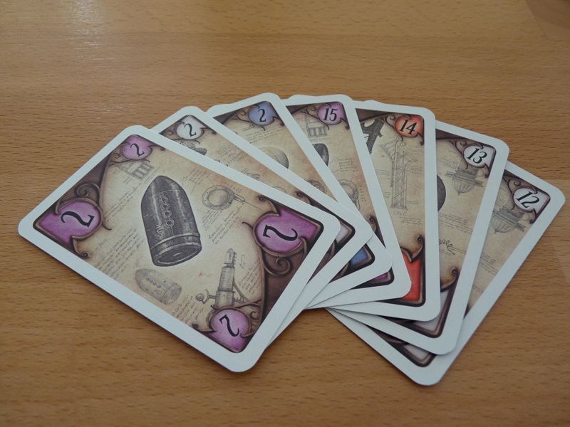 premier palier : un brelan et une suite de 4 cartes