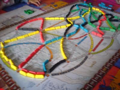 Gian Carlo (les jaunes) parcours le plus long - 34 waggons !