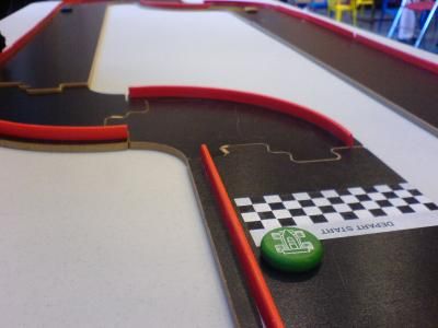 Arrivé du vainqueur sous le drapeau ? damier, avance considérable !