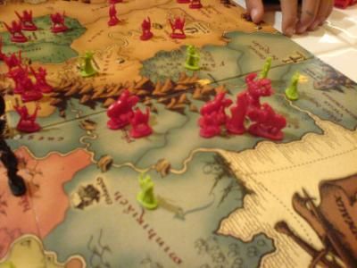 Puis deploie ses toupes vers le sud